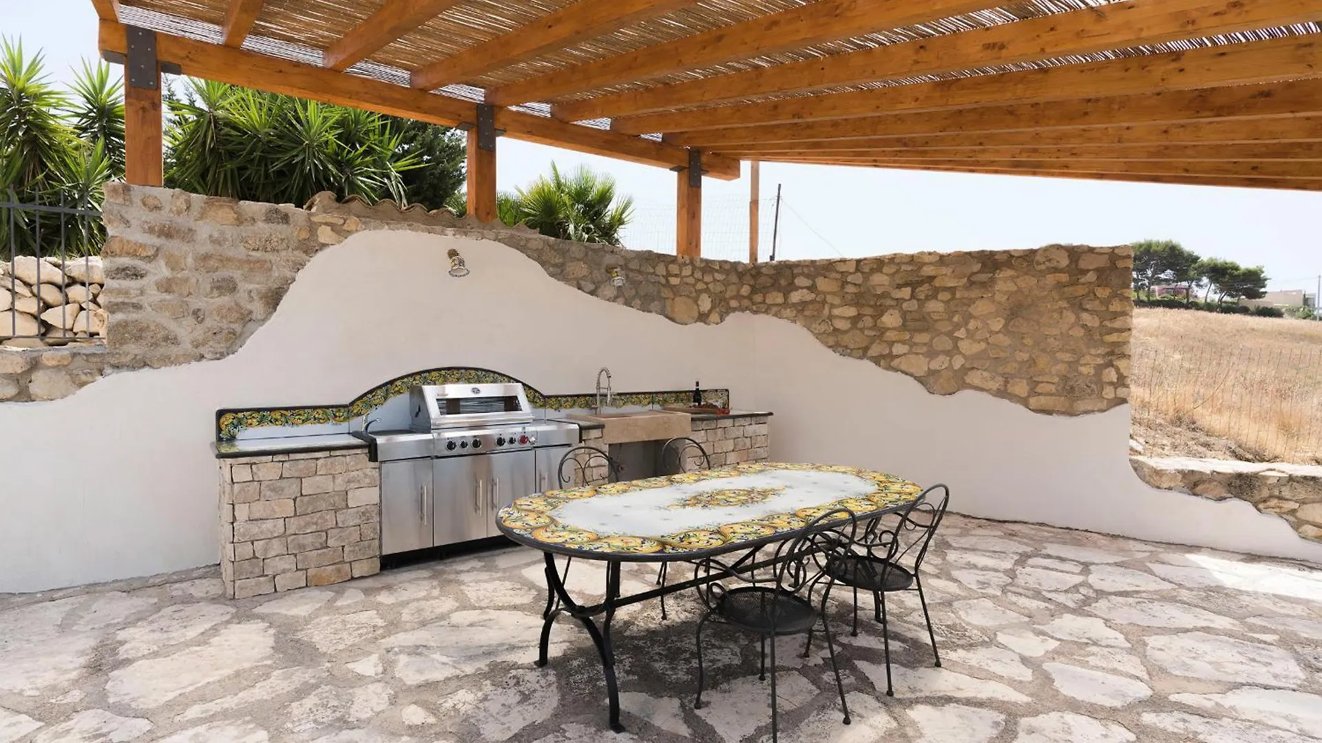 Villa Anthea Montallegro